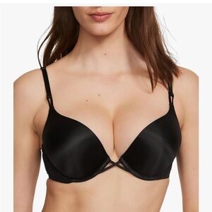 NWT Victoria's Secret Bombshell Plunge Black StrappY Push-Up bra, size 34B